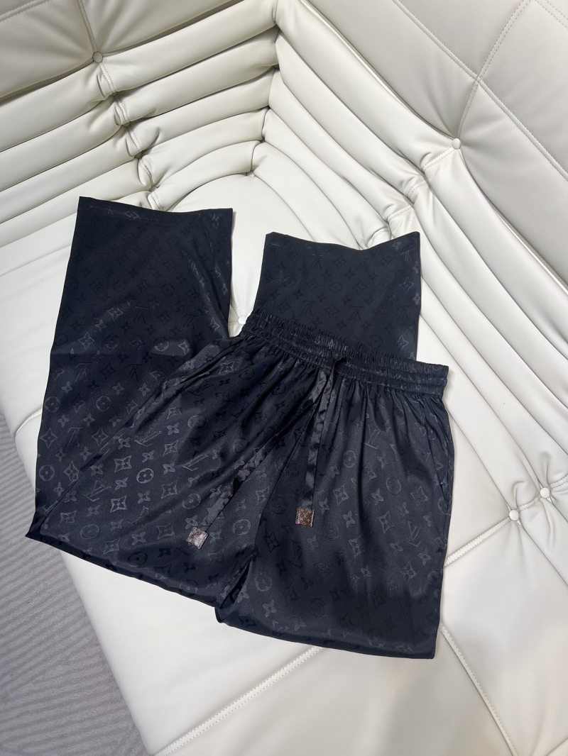 LV Pants